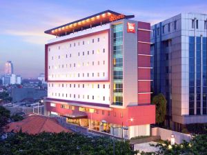 Hotel Ibis - Senen