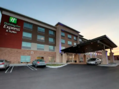 Holiday Inn Express & Suites DETROIT NORTH - ROSEVILLE by IHG Hotels in Macomb County