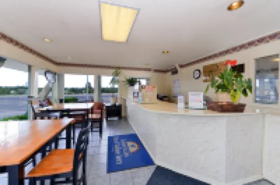 Americas Best Value Inn and Suites Flagstaff