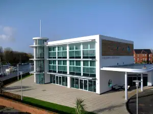Captain's Club Hotel & Spa