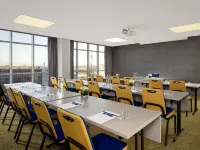 Park Plaza Utrecht Hotels near Oost