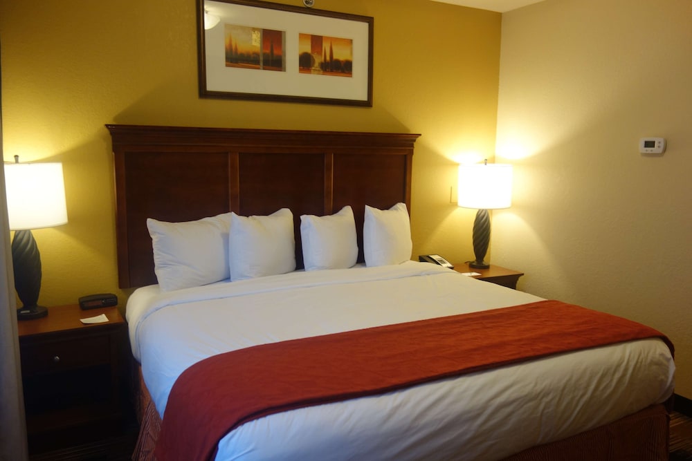 Country Inn & Suites by Radisson, Helen, GA