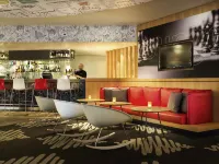 Ibis Sydney Airport Hotels in Mascot