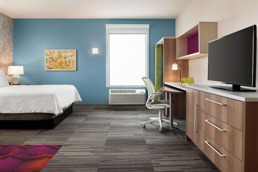 Home2 Suites by Hilton Brooklyn Park Minneapolis