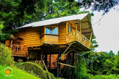 Los Naranjos Town Houses Hotel di 