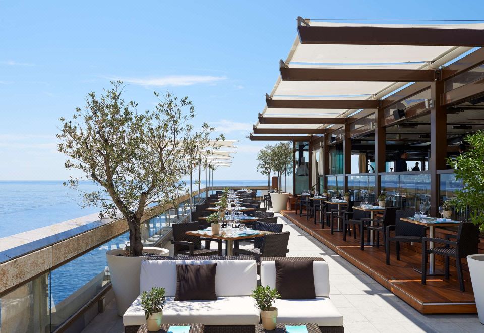 3. 페어몬트 몬테 ..