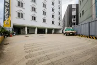 Muan White House Hotel