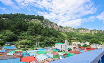 5. 울릉 섬마을펜션..