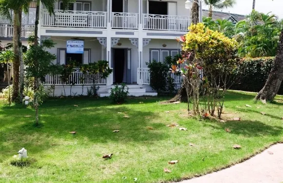 濱海海灘公寓酒店