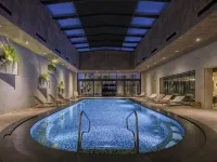 Mövenpick Hotel du Lac Tunis Hôtels à : El Kram
