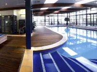 Novotel Canberra - Pools