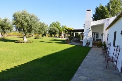 5 Bedrooms House with Shared Pool Furnished Garden and Wifi at Seda