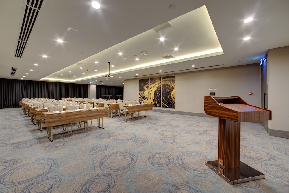 DoubleTree by Hilton Adana