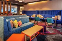 Tru by Hilton Elkhart - موقف سيارات