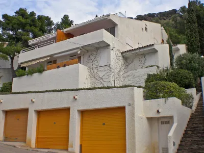 La Carbonera Hotels near Monastery Sant Pere de Rodes