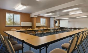 Super 8 by Wyndham Spokane Valley