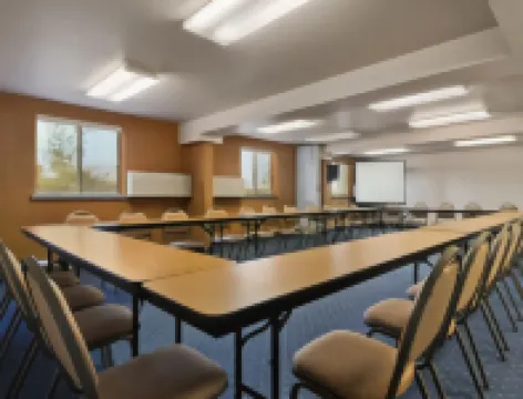 Super 8 by Wyndham Spokane Valley