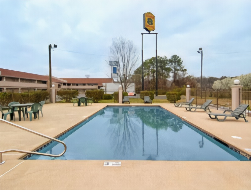 Super 8 by Wyndham Chattanooga/East Ridge