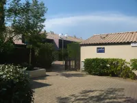 Les Amandines Hotels near CATAMARAN PORT GRUSAN