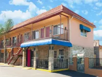Travelodge by Wyndham El Cajon