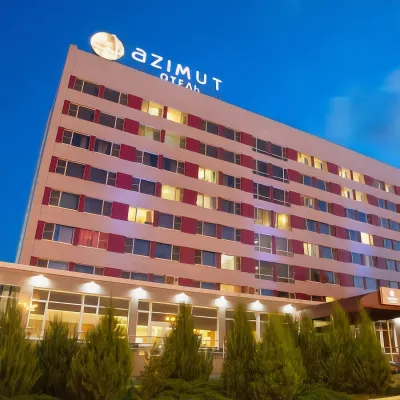 AZIMUT Сити Отель Астрахань (Азимут Астрахань) Отели рядом с достопримечательностью «Дом купца С. М. Курдова»