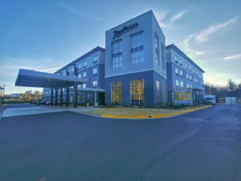 Radisson Hotel Atlanta Airport Hotels in Fulton County