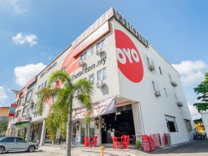 OYO 383 V3 Hotel Nusajaya