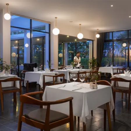 Hillocks Hotel & Spa Отели рядом с достопримечательностью «Псар Чаас (Старый Рынок)»