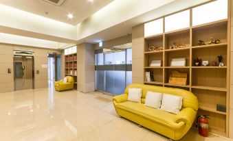 Osan Honors Hotel - Housity