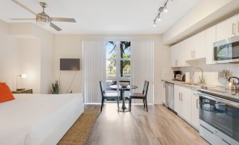 Biscayne Townhomes by Sextant