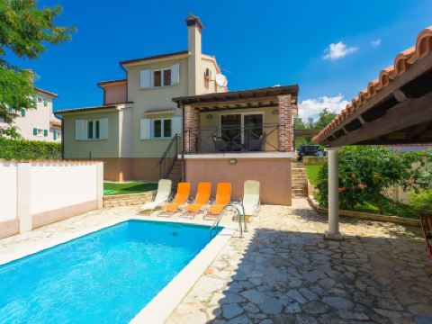 Outdoor Swimming Pool Serena Photo