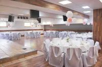 Parkhotel Neubrandenburg Hotels in GroB Nemerow