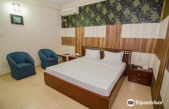 迪布魯格爾小宮殿酒店