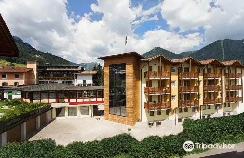 Family Hotel Gran Baita Hotels in Pera