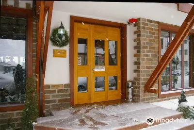 Hotel Friends โรงแรมใน