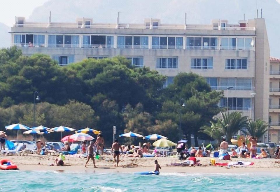 hotel overview picture