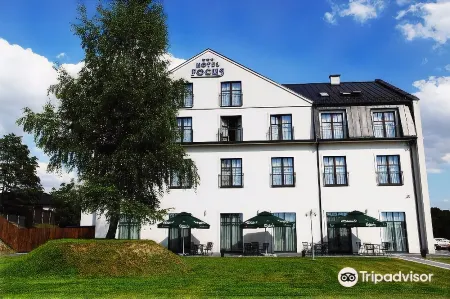 Hotel Focus Centrum Konferencyjne Отели в г. Гарбув