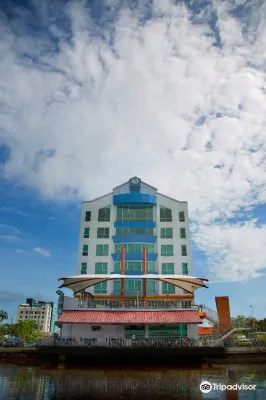 Plaza Sutera Biru Hotel Hotels near Silver Jubilee Park