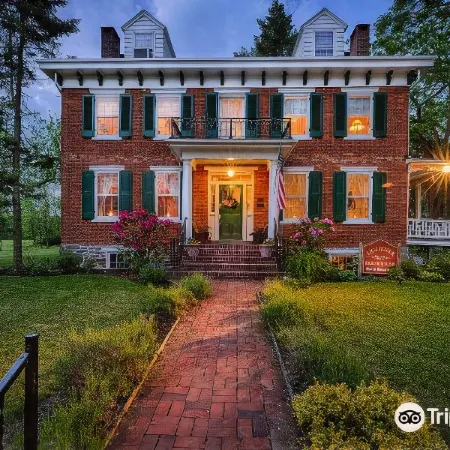 Lightner Farmhouse B&B