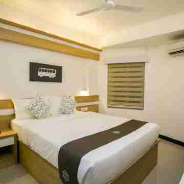 Sapphire Club Metro Rooms