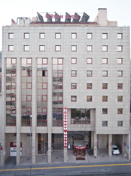 Sergah Hotel