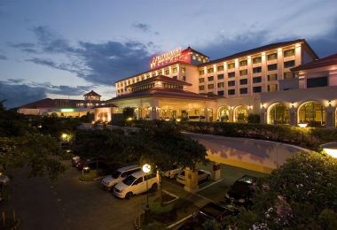 Waterfront Airport Hotel and Casino – Mactan Popular Hotels Photos