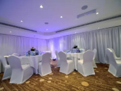 LE DIYAR Al Waha Hotel Riyadh リヤドのホテル