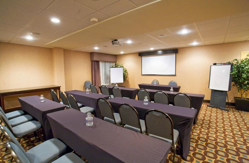 Hampton Inn Atlanta/Newnan photo 5