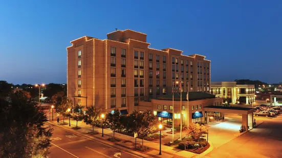 Hilton Garden Inn Virginia Beach Town Center