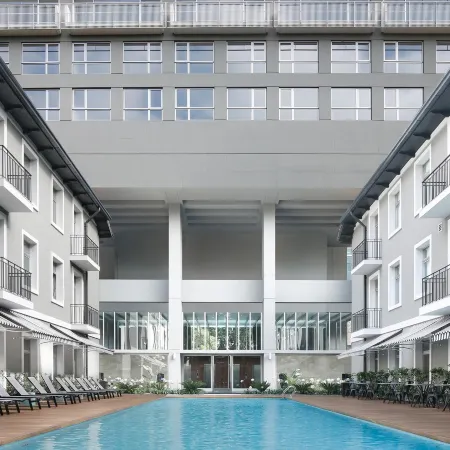 Almarena Madero Urbano, Affiliated by Meliá Отели рядом с достопримечательностью «Железнодорожный вокзал Конститусьон»