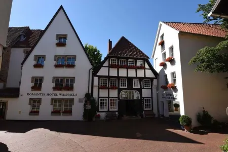 Romantik Hotel Walhalla Отели в г. Оснабрюк