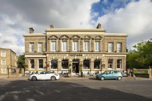 The Park Hotel Hotels in Molesey