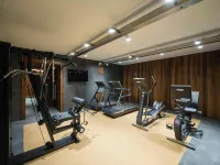 Hyatt Centric Milan Centrale Hotels near Gioia Station