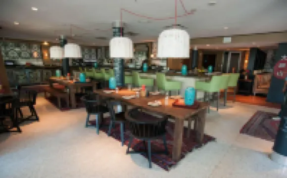 Kimpton SURFCOMBER HOTEL by IHG